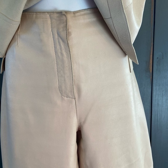 Sienna studio supple cream leather vest pant set ,high waisted pants vest fitted - Picture 3 of 11